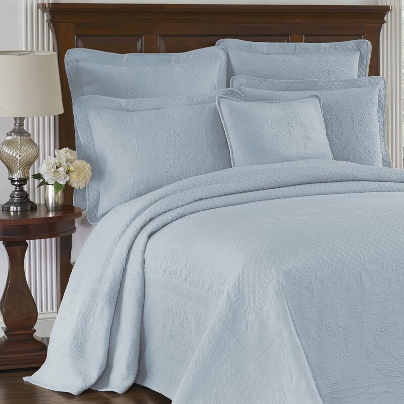 Historic Charleston King Charles Matelasse Bedspread